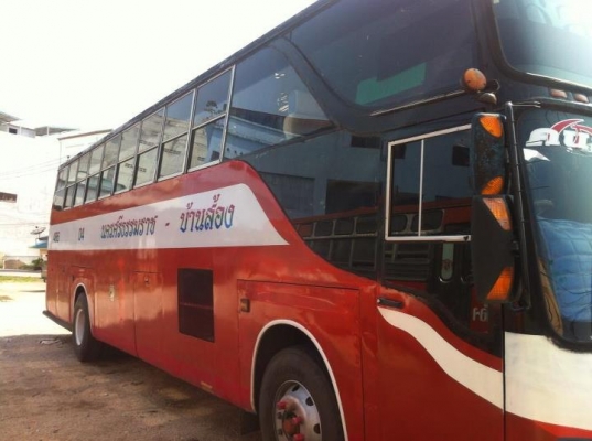 ขายรถบัสด่วน ราคาต่อรองได้ คุยง่าย  เครื่องกลาง HINO EP 0ne interturbo 330