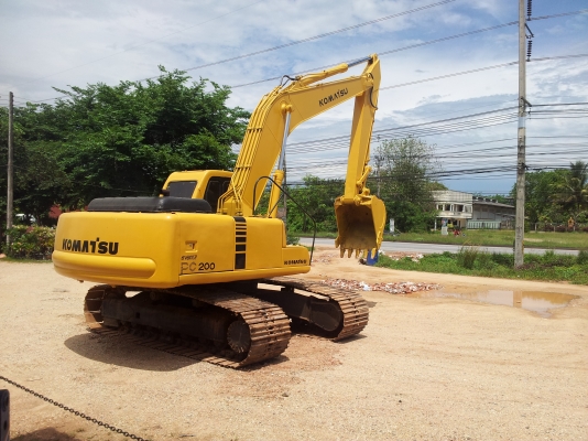 ขายด่วนโคมัสซุ 200-6   ทำสีใหม่แล้ว บูมอาร์มสวยไม่ปะเอวแน่นบุ้งกี๊ใหม่  ช่วงล่างเต็ม