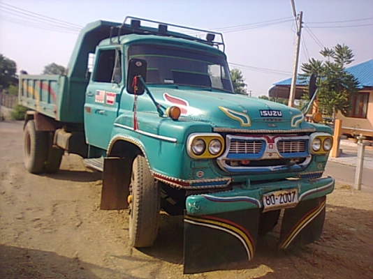 ขาย 6 ล้อหน้ายาวดั้ม คัสซีสวย เครื่อง DA120 เฟืองท้าย FUSO ทะเบียนพร้อมโอน รถวิ่งงานทุกวัน