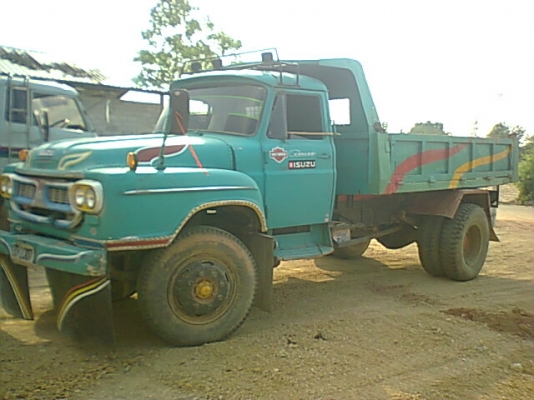 ขาย 6 ล้อหน้ายาวดั้ม คัสซีสวย เครื่อง DA120 เฟืองท้าย FUSO ทะเบียนพร้อมโอน รถวิ่งงานทุกวัน