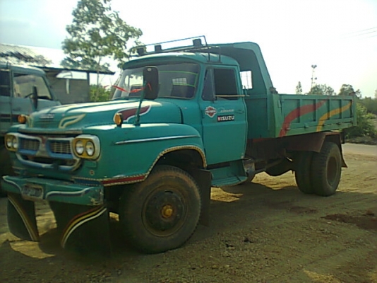 ขาย 6 ล้อหน้ายาวดั้ม คัสซีสวย เครื่อง DA120 เฟืองท้าย FUSO ทะเบียนพร้อมโอน รถวิ่งงานทุกวัน