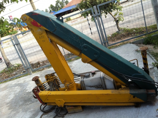 ขายเครนเฮี้ยบพับ 2 ตัน ของนอก