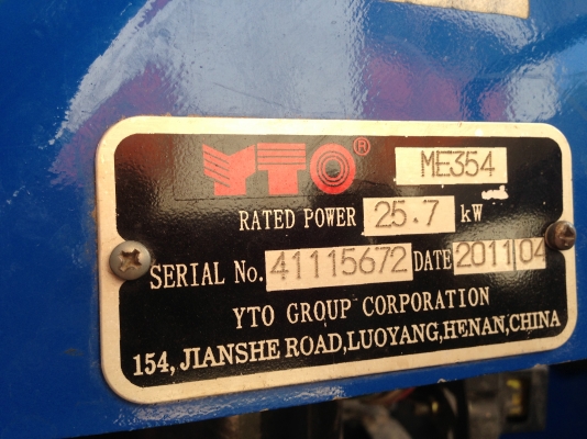 ขาย แชมป์  YTO-ME354 35 แรงม้า รถใช้งาน 793 ชั่วโมง รถสภาพ 95\% สวยมากพร้อมใช้งาน มีภาพวีดีโอให้ดู   อุปกรณ์ ใบมีดดันดิน  ผานหลัง ยางหน้า 7.5 ขอบ 16 นิ้ว  ยางหลัง 12.4 ขอบ 24 นิ้ว  เครื่องแห้ง สภาพสวย สนใจ. โทร.081-9972972