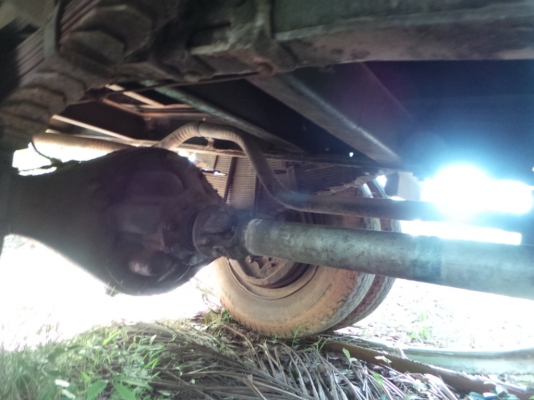 ISUZU 145 แรงม้า หัวเดิม เครื่องเปลี่ยนค่ะ เล่มพร้อม มีเครนค่ะ