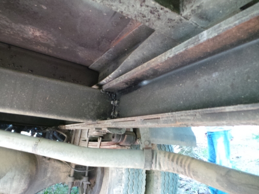 ISUZU 145 แรงม้า หัวเดิม เครื่องเปลี่ยนค่ะ เล่มพร้อม มีเครนค่ะ