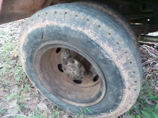 ISUZU 145 แรงม้า หัวเดิม เครื่องเปลี่ยนค่ะ เล่มพร้อม มีเครนค่ะ