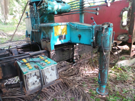 ISUZU 145 แรงม้า หัวเดิม เครื่องเปลี่ยนค่ะ เล่มพร้อม มีเครนค่ะ