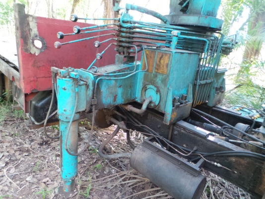 ISUZU 145 แรงม้า หัวเดิม เครื่องเปลี่ยนค่ะ เล่มพร้อม มีเครนค่ะ