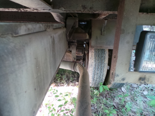 ISUZU 145 แรงม้า หัวเดิม เครื่องเปลี่ยนค่ะ เล่มพร้อม มีเครนค่ะ