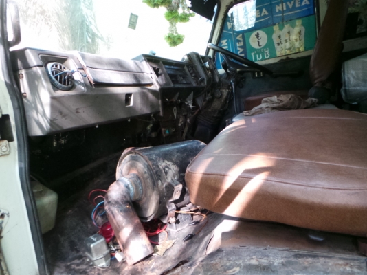 ISUZU 145 แรงม้า หัวเดิม เครื่องเปลี่ยนค่ะ เล่มพร้อม มีเครนค่ะ