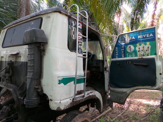 ISUZU 145 แรงม้า หัวเดิม เครื่องเปลี่ยนค่ะ เล่มพร้อม มีเครนค่ะ