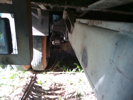 ISUZU 145 แรงม้า หัวเดิม เครื่องเปลี่ยนค่ะ เล่มพร้อม มีเครนค่ะ