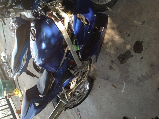 ขาย//แลก VFR400 NC24 สวยๆๆเลยครับมาเอาเลย30000 ขาย//แลก VFR400 NC24 สวยๆๆเลยครับมาเอาเลย30000