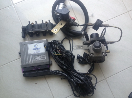 ขายชุดหัวฉีด NGV LANDIRENZO 4 สูบ มือสอง