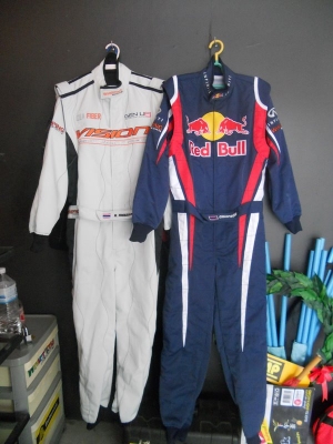 ขายชุดแข่งโกคาร์ท Red bull