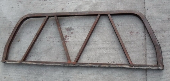 พวงมาลัยม้ากระโดด