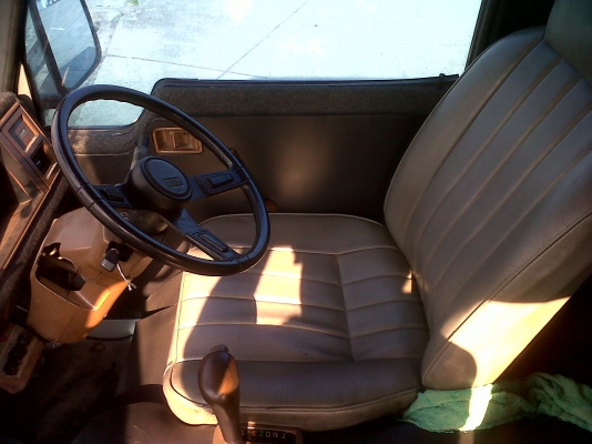 ขายรถตู้ urvan,ขายรถตู้ราคาถูก,ขายรถตู้ราคาไม่ถึงแสน,089 666 5080