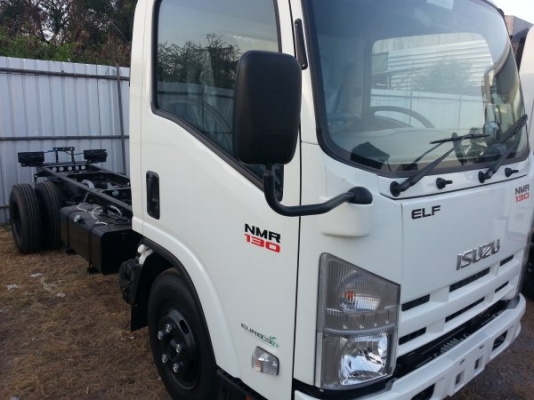 รถบรรทุก 4 ล้อ ISUZU NMR 85H5FH