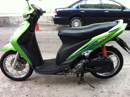 ถูกกว่าป๊อปSTEP 125 ออกถนนสบาย