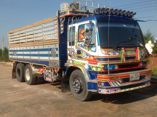 ขายสิบล้อสองเพลาดั้มสวยๆ หลุดมัดจำ