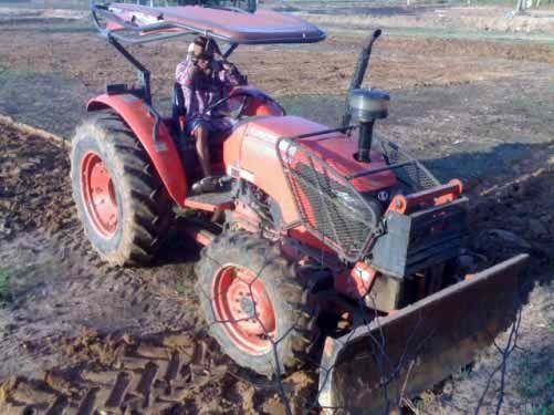 ขายรถไถ KUBOTA 740 M สวยพร้อมใช้ผาน 6 ดั้นหน้าเอกสารทะเบียน