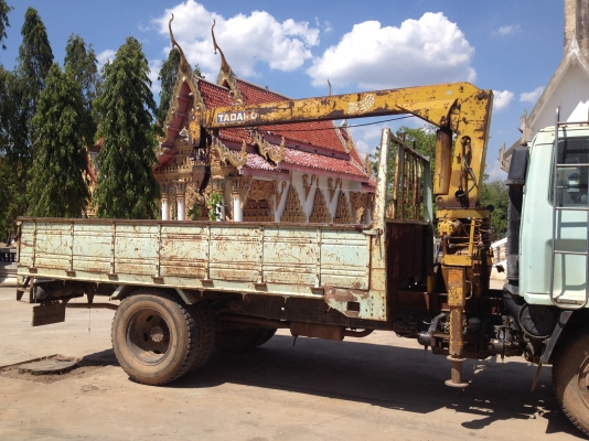 ขายรถ 6 ล้อ ROCKY  175  ติดเครน 3  ตัน