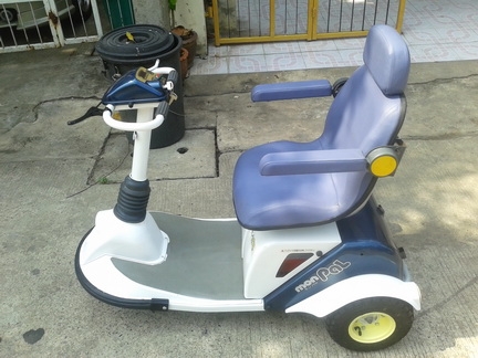 ขายขาดทุนรถไฟฟ้า 3 ล้อ HONDA สำหรับคนแก่หรือคนพิการ เพิ่งมาจากญี่ปุ่น