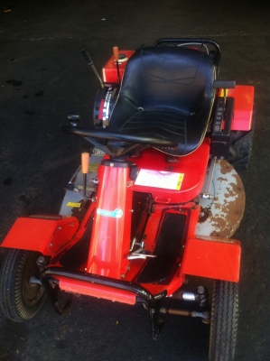 ขายรถตัดหญ้านั่งขับแบบโกคาส