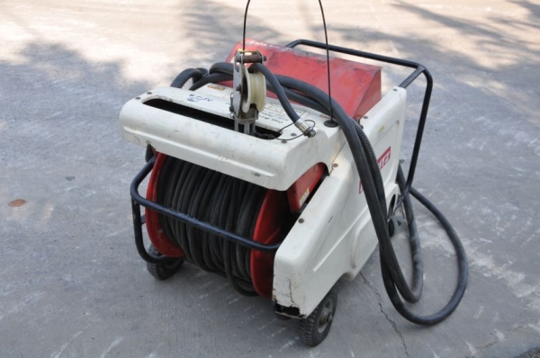 ขายเครื่องฉีดน้ำ MITSUBISHI แรงสูง อุปกรณ์ครบ สตาร์ทไฟฟ้า นำเข้าญี่ปุ่น 32,000เท่านั้น!!