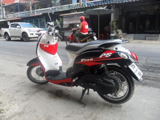 ฟิโน่ ไมค์แยก ปี2012 รถใช้มา5เดือน เดิมๆทั้งคัน