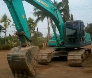 KOBELCO YN12 MARK 8 SK-200 รถสวยจัดพร้อมทำงานได้เลย ใช้งาน 6,700 ชม. เครื่องกับปั๊มแห้งดีแรงดี ภายในเก๋งสวยครบพร้อม แอร์เย็น บูมอาร์มสวยไม่มีปะไม่มีดาม ช่วงล่างเอวแน่นไม่มีปัญหา เอกสารทะเบียนครบพร้อมโอน ราคาต่อรองได้นะครับ