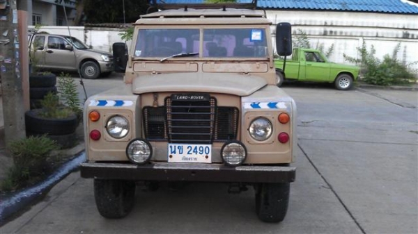 ขายไปแล้วครับ - ขายรถ Land Rover แวนช่วงยาว 5 ประตู ขายไปแล้วครับ - ขายรถ Land Rover แวนช่วงยาว 5 ประตู