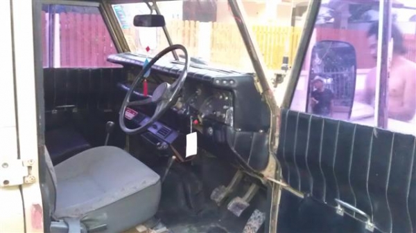 ขายไปแล้วครับ - ขายรถ Land Rover แวนช่วงยาว 5 ประตู ขายไปแล้วครับ - ขายรถ Land Rover แวนช่วงยาว 5 ประตู