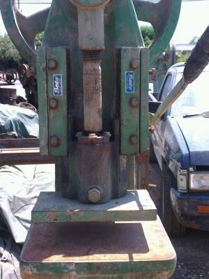 Sell> ปั้มอเนกประสงค์ ครับ แล้วแต่จะใส่พิมพ์เอาไปปั้มอะไรก็ได้ครับ คอตัน มอเตอร์พร้อม นครปฐม