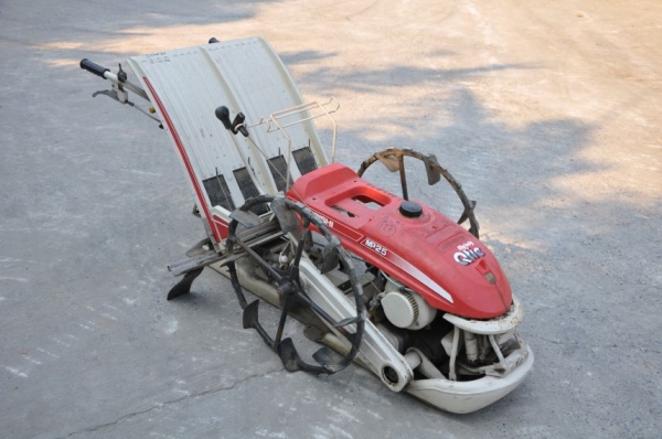 ขายรถดำนาMITSUBISHI สภาพสวยเดิมจากญี่ปุ่นยังไม่เคยใช้ในไทย 19,500เท่านั้น!!