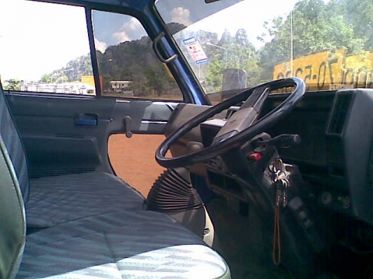 4ล้ออีซูซุ NKR ต่อดั๊มใหม่  รถสภาพสวย พร้อมใช้ เอกสารทะเบียน พร้อมโอน