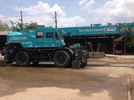 บริการรถเครนให้เช่า