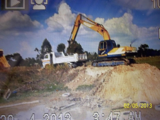 ขายแบคโฮCOBELCOรุ่นMARK3รุ่น3เครื่องมิตซูบิชิ  อยู่จ.ศรีสะเกษ