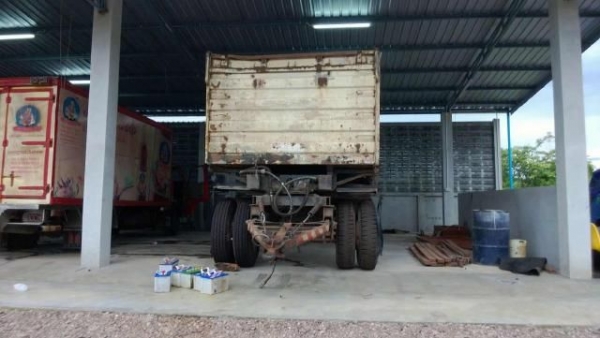 ขาย หางพ่วง 2 เพลา ปี 45  สนใจติดต่อ 081 - 6079515