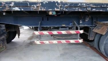 ขาย หางพ่วง 2 เพลา ปี 45  สนใจติดต่อ 081 - 6079515