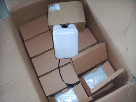 Spare part 20Y-06-15240 TANK ASS'Y,RESERVE (FOR RADIATOR) (Komatsu)