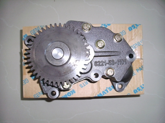 Spare part 6221-53-1101 OIL PUMP ASS'Y (Komatsu)