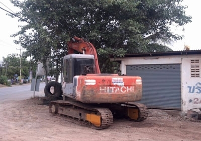ขายแบ็คโฮ Hitachi EX120-2 เปลี่ยนระบบทุกอย่างเหมือนรุ่น 1 มีทะเบียน โทร 088-4501277 ขายแบ็คโฮ Hitachi EX120-2 เปลี่ยนระบบทุกอย่างเหมือนรุ่น 1 มีทะเบียน โทร 088-4501277