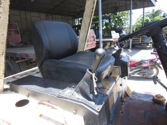 ขาย รถตักเล็ก KOMATSU รุ่น WA20-2- มือสองญี่ปุ่น ขาย รถตักเล็ก KOMATSU รุ่น WA20-2- มือสองญี่ปุ่น