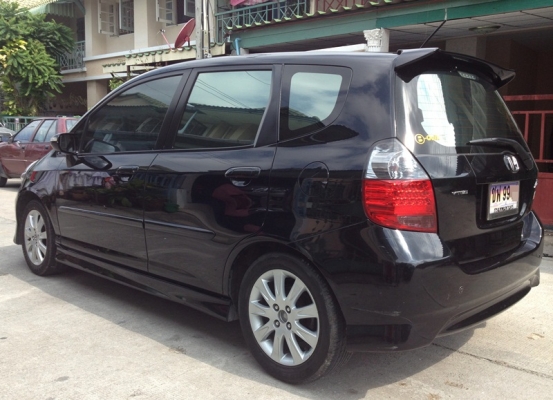 ขายรถบ้านเดิมๆ HONDA JAZZ เครื่องV-TEC ตัวท๊อปป้ายประมูล 0823816797 ขายรถบ้านเดิมๆ HONDA JAZZ เครื่องV-TEC ตัวท๊อปป้ายประมูล 0823816797