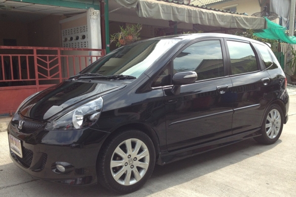 ขายรถบ้านเดิมๆ HONDA JAZZ เครื่องV-TEC ตัวท๊อปป้ายประมูล 0823816797 ขายรถบ้านเดิมๆ HONDA JAZZ เครื่องV-TEC ตัวท๊อปป้ายประมูล 0823816797