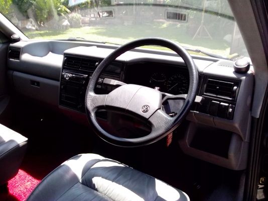 ขายvolkswagen caravelle2.5ปี95