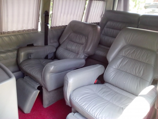 ขายvolkswagen caravelle2.5ปี95