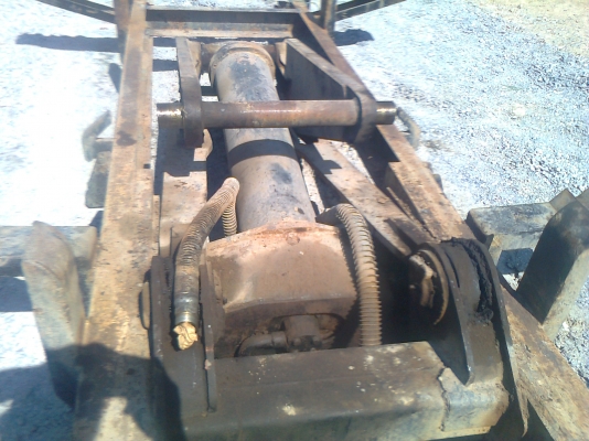 กระบะ 10 ล้อ ดัมพ์ อลูมิเนียม อู่ ช.เบญจมาศ ยาว 6 เมตร ครบชุด