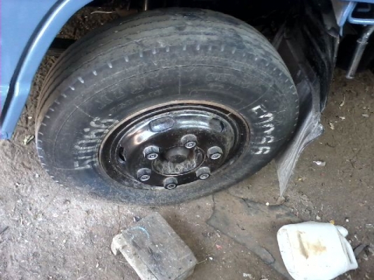 ขายด่วน  NPR115 เกีร์ยสั้น ห้างแท้   ยาว 5 เมตร สวยพร้อมใช้งาน